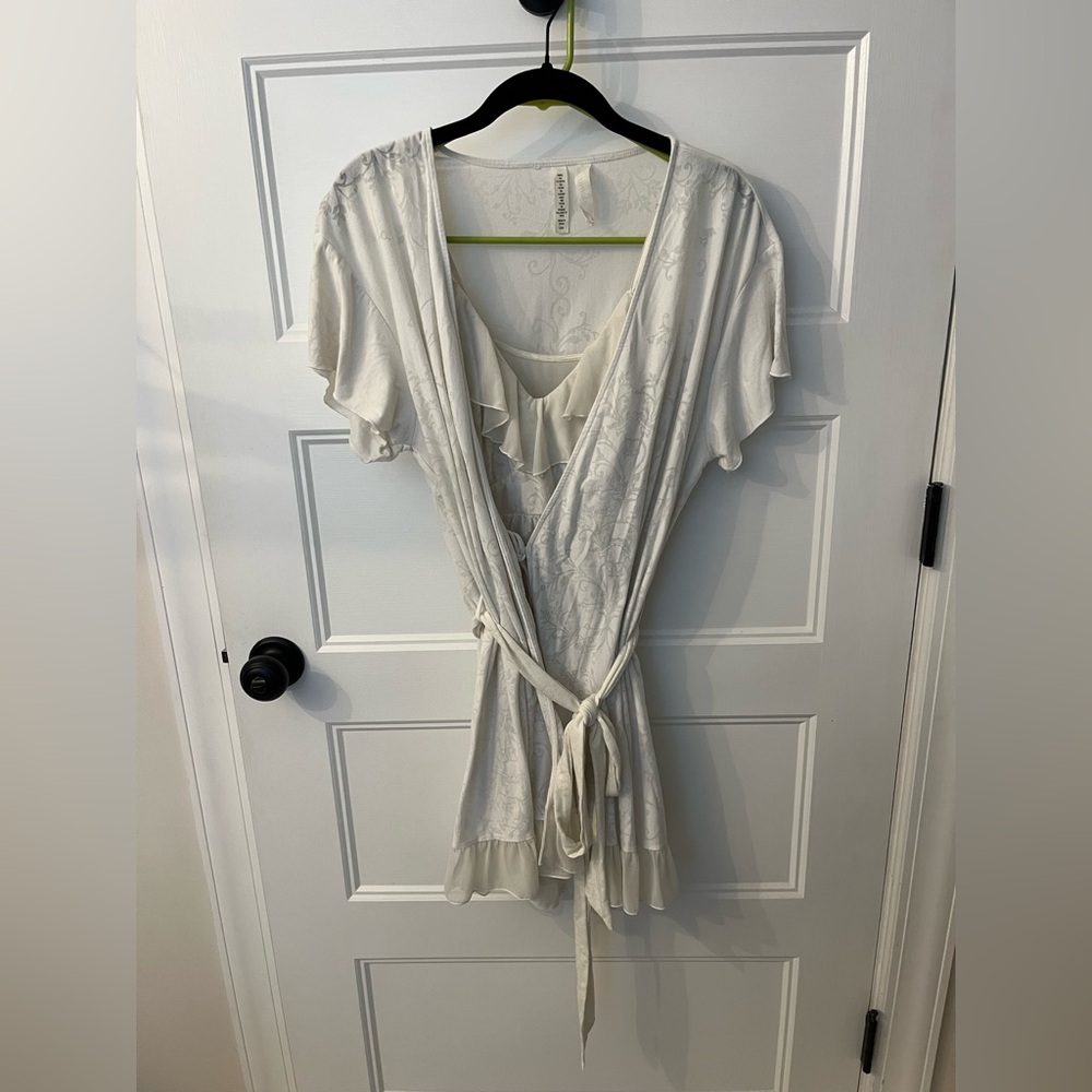 Soma Chemise and robe